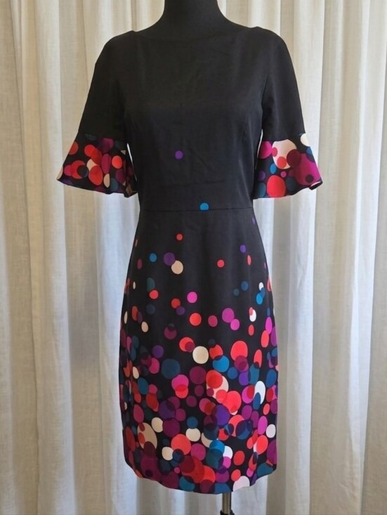 Trina Turk Dresses & Skirts - Trina Turk Black Sheath Dress with Multicolor Dot Print